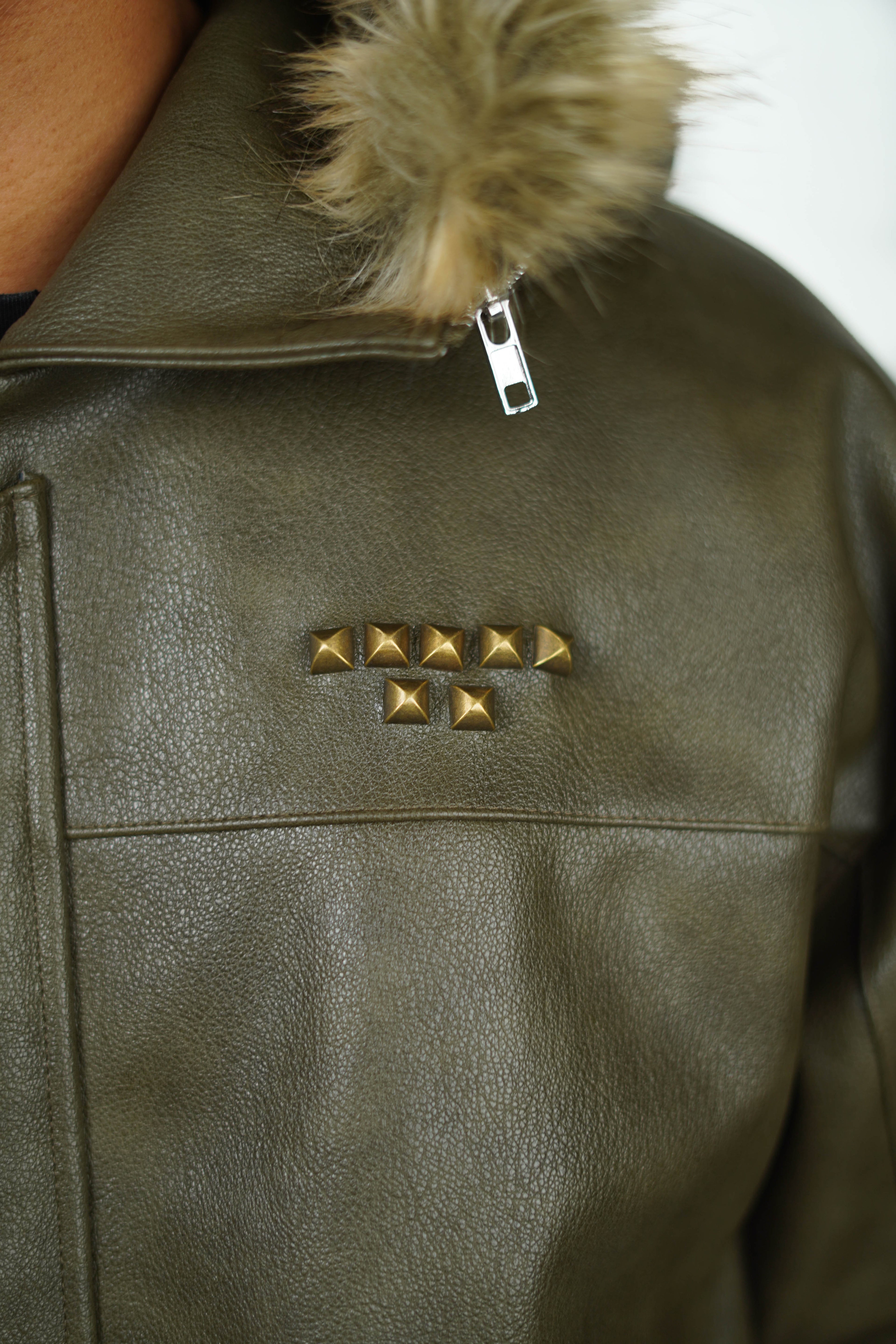 GREEN ABORNED JACKET